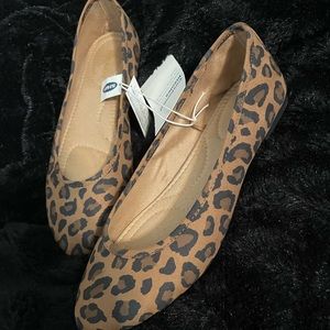 Old Navy leopard print ballet flats. Brand new